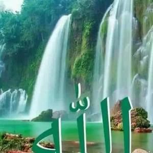 Meet your Posher, Afrah